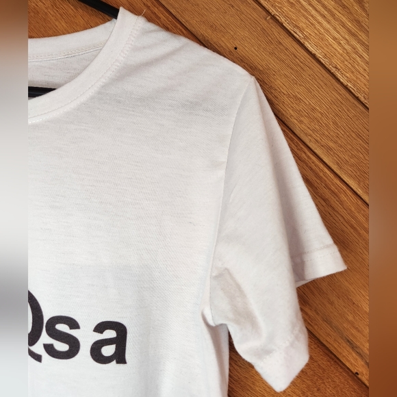 Harry Potter It's LeviOsa not LeviosA Hermione Granger quote white medium tshirt - Picture 9 of 10